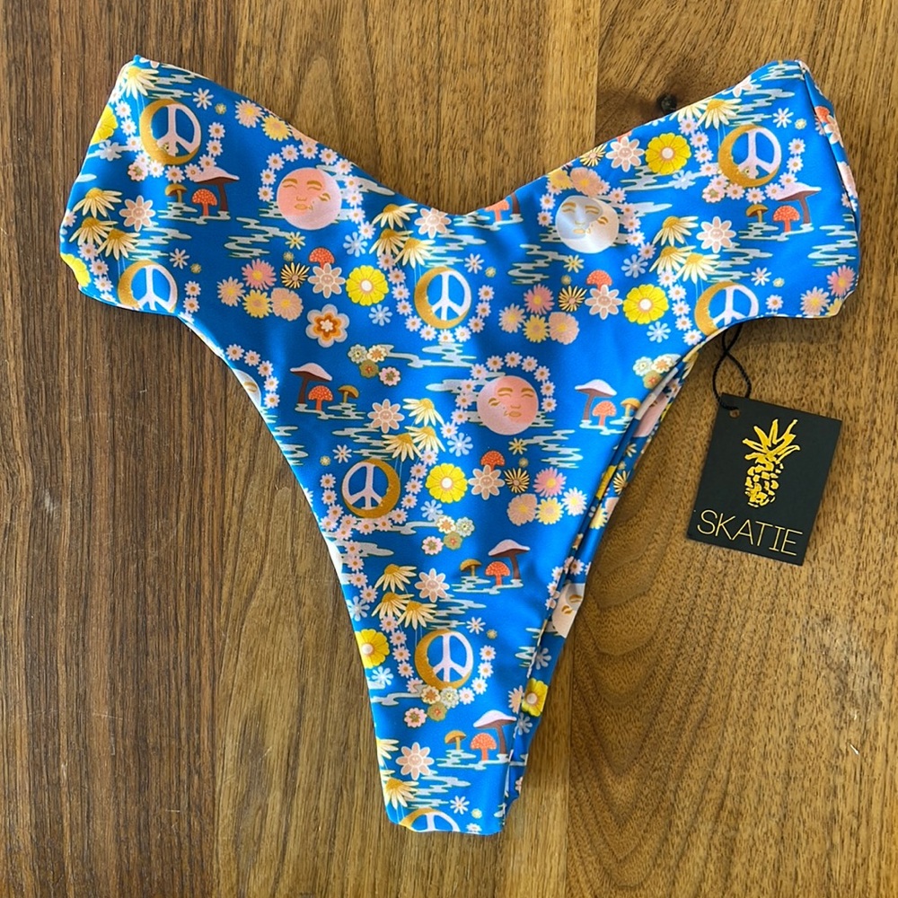🍄💙 SKATIE MELLY BOTTOM BIKINI in Humboldt💙☀️